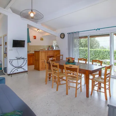 In With Kitchen Holiday home
